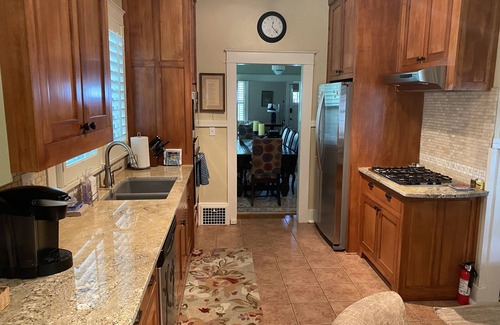 Fayetteville House | Historic Wilson Park Bungalow with Pool & Spa Amenities