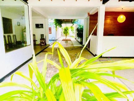 Unawatuna House | Discover Wimals Resort: Poolside Ocean View Getaway