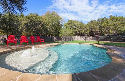 Wimberley House | Inviting Wimberley Log Cabins Resort with Pool Access