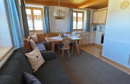 Lofer Apartment | Wimmer Apartment: Family-Friendly with Ocean Views