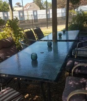 Nhill Hotel | Relaxing Oceanfront Stay at Wimmera Motel with Pool Access
