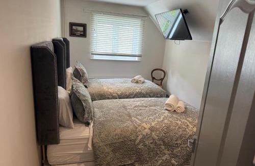 Icklesham Hotel | Discover Winchelsea Lodge: Family-Friendly 4-Star Retreat