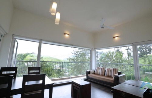Elappara Resort | Cozy Stay at Wind Chimes by Astral Inn with Breakfast & Kitchen