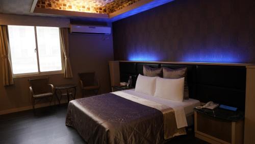 North District Hotel | Budget-Friendly Getaway at Wind Coast Motel for Families