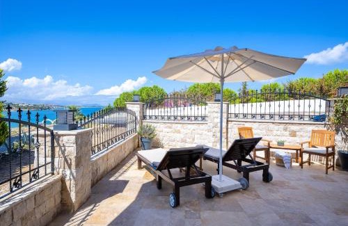 Cesme Hotel | Experience the Breeze at Wind of Çeşme with Pool Access