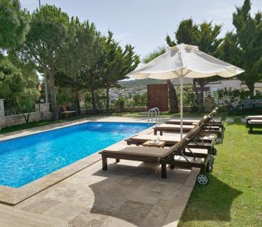 Cesme Hotel | Experience the Breeze at Wind of Çeşme with Pool Access