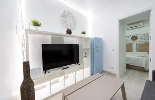 Numancia Apartment | Family-Friendly Stays at WindRose 7 – Budget Escape Awaits