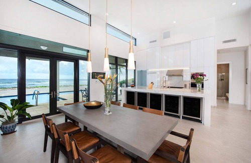East End House | Oceanfront Bliss at Wind Upon the Waves in Grand Cayman