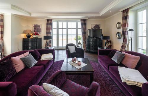 Ostseebad Ahrenshoop House | Windeck: Pet and Child Friendly with a Perfect 10/10 Rating