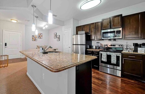 Ocoee Apartment | Top-Rated Windermere CasaMirella: 2BR with Pool & Gym