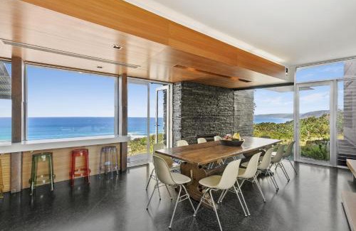 Moggs Creek House | Family-Friendly Escape at Windform House with Kitchenette