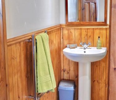 Brough Bed & Breakfast | Idyllic Windhaven Camping and B&B with Oceanfront Views