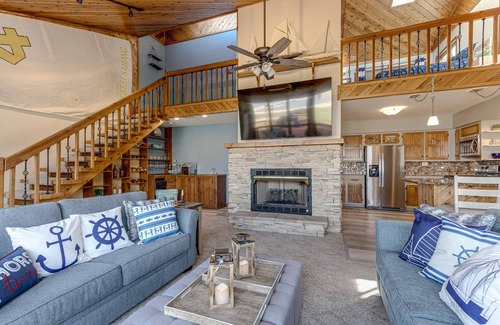 Lake Catherine House | Discover Windjammer: Your Perfect Lakefront Retreat