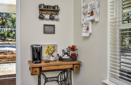Hidden Valley Lake Cottage | Windmill Cottage - Serene Retreat with Pet-Friendly Amenities