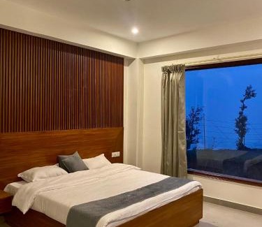 Kumarhatti Hotel | Pet-Friendly Stay at Windmill Inn with Top Guest Ratings
