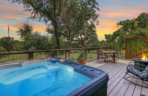 Wimberley House | Relax at Windmill Ranch - Arbor Casita #3, Pet Friendly Stay