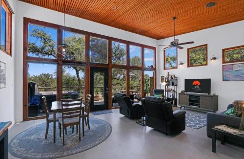 Wimberley House | Relax at Windmill Ranch - Arbor Casita #3, Pet Friendly Stay