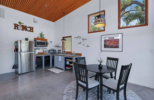 Wimberley Cabin | Windmill Ranch - Terra Casita #2 with Hot Tub & Stargazing
