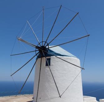 Artemonas Apartment | Family-Friendly Windmill Villas with High Guest Ratings