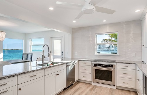 North Captiva House | Oceanfront Retreat: Windows on the Water with Pool & Breakfast