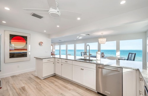 North Captiva House | Oceanfront Retreat: Windows on the Water with Pool & Breakfast