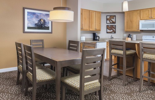 Windsor Resort | Cozy 2 Bedroom Condo in Windsor with Spa & Resort Pool