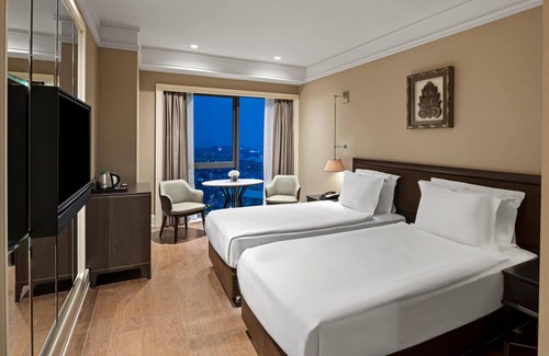 Bayrampasa Hotel | Windsor Hotel & Convention Center: Family-Friendly Amenities