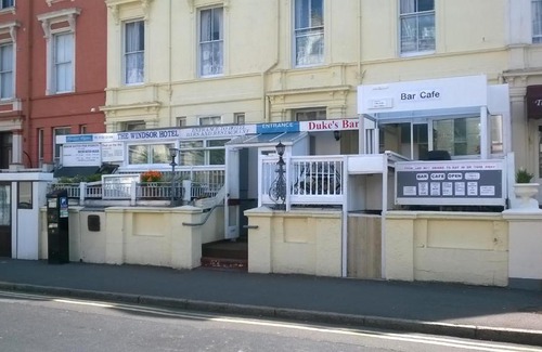 Folkestone Hotel | Pet-Friendly Stay at Windsor Hotel with Breakfast Included