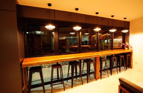 Nai Muang Hotel | Discover Windsor Hotel: Family-Friendly Dining Awaits