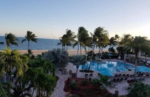 Key West Resort | Beachfront Bliss at Windward Point Resort with Hot Tub & Pool