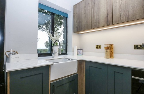 Gwaenysgor Near Prestatyn Cottage | WINDYRIDGE, pet friendly, character holiday cottage in Prestatyn