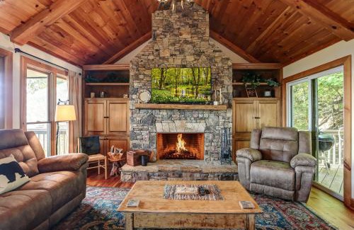 Big Canoe House | Relax at Wine Down Cottage: Mountain Views & Cozy Fireside