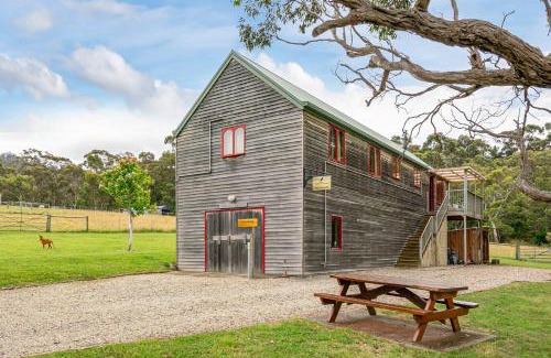 Kettering Bed & Breakfast | Top-Rated Herons Rise Vineyard Accommodation for Families