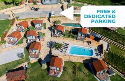 Koper Villa | Enchanting Wine Paradise - Premier Glamping Resort Experience