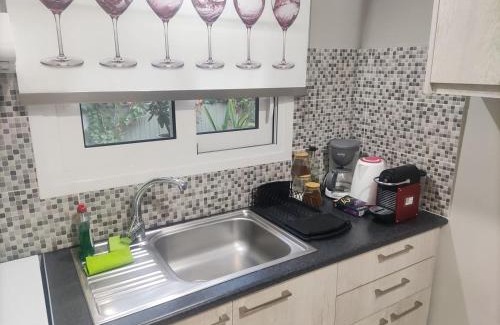 Nea Kios Apartment | Perfect Wine Reflections Apartment Near Nafplio for Families