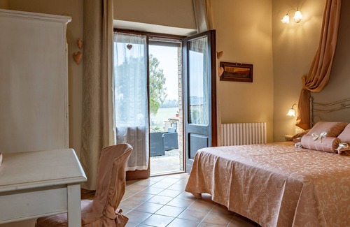Montalcino Other | Relax at Wine Resort Colsereno with Pool & Restaurant