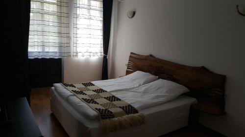 Starosel Hotel | Relax at Wine & Spa Complex Starosel with Private Pool Access