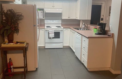 Okanagan-Similkameen House | Family-Friendly Beach Retreat with Pet Amenities & Ocean Views