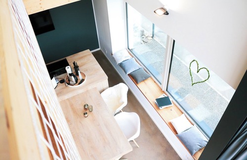 Pommern House | Experience the Vineyard View at Chalet Mosel Retreat
