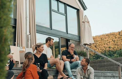 Pommern House | Relaxing Winery Vacation at Chalet Mitte with Sauna