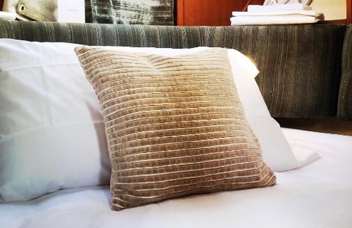 Minusio Boat Rental | Oceanfront Retreat: Frida Do-Minus Sail Boat Experience