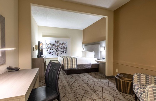 Concord Hotel | Discover Wingate by Wyndham Charlotte Speedway - Family-Friendly!