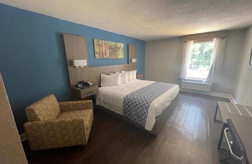 Dentsville Hotel | Budget-Friendly Stay at Wingate By Wyndham Columbia Fort Jackson
