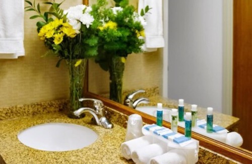 Eagle Hotel | Discover Wingate by Wyndham Eagle Vail Valley Retreat