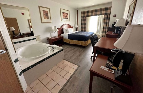 Eagle Hotel | Discover Wingate by Wyndham Eagle Vail Valley Retreat