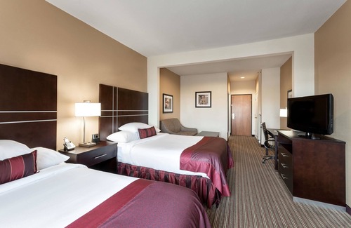 Willowbrook Hotel | Comfortable Stay at Wingate by Wyndham - Houston/Willowbrook