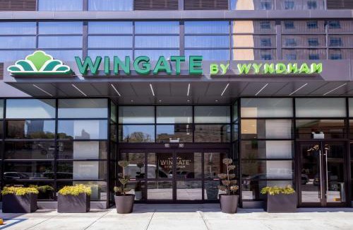 Queens Hotel | Guest Rated: Wingate by Wyndham Long Island City Awaits