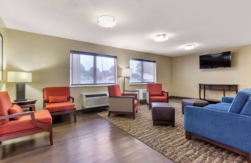 Los Alamos Hotel | Comfort Inn & Suites Los Alamos: Family-Friendly Retreat