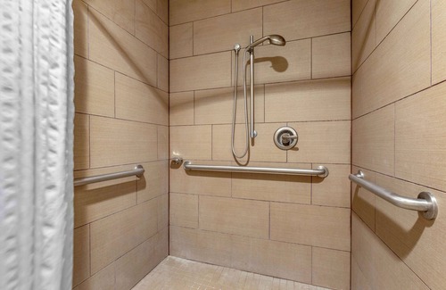 Los Alamos Hotel | Comfort Inn & Suites Los Alamos: Family-Friendly Retreat