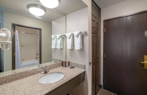 Ellendale Hotel | Comfortable Stay at Wingate by Wyndham Memphis East